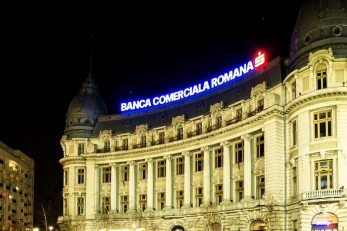 bcr investeste 800 milioane euro in proiecte energetice pana in 2026 1771860269