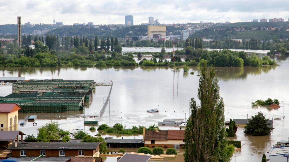 cod-portocaliu-in-6-judete-de-joi-seara-risc-maxim-de-inundatii-in-buzau-si-prahova