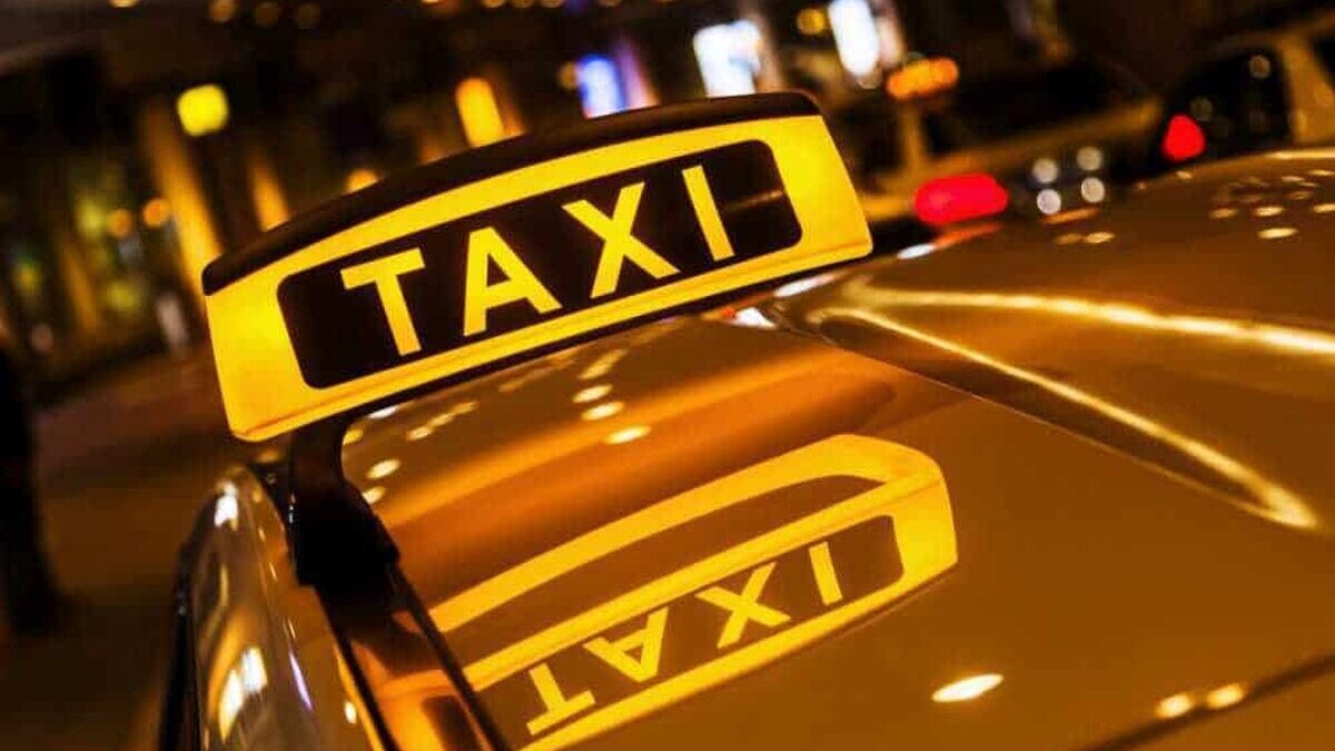 cursa de taxi de 600 pentru azilanti guvernul anuleaza un sistem de 158 milioane de lire
