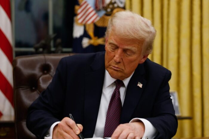 donald trump a semnat un contract secret de 500 de milioane de dolari cu un seic din abu dhabi