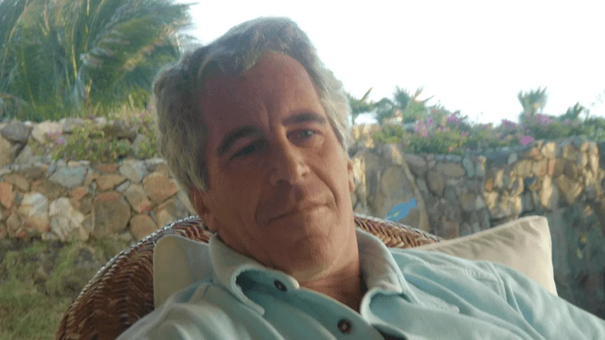 dosarele-epstein-6-barbati-puternici-si-un-oficial-de-top-scosi-la-lumina