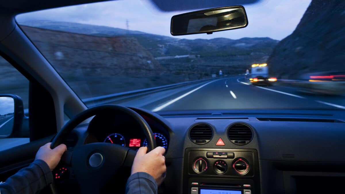 Ce dotări sunt obligatorii în mașină în 2026. Poți primi o amendă de 810 lei