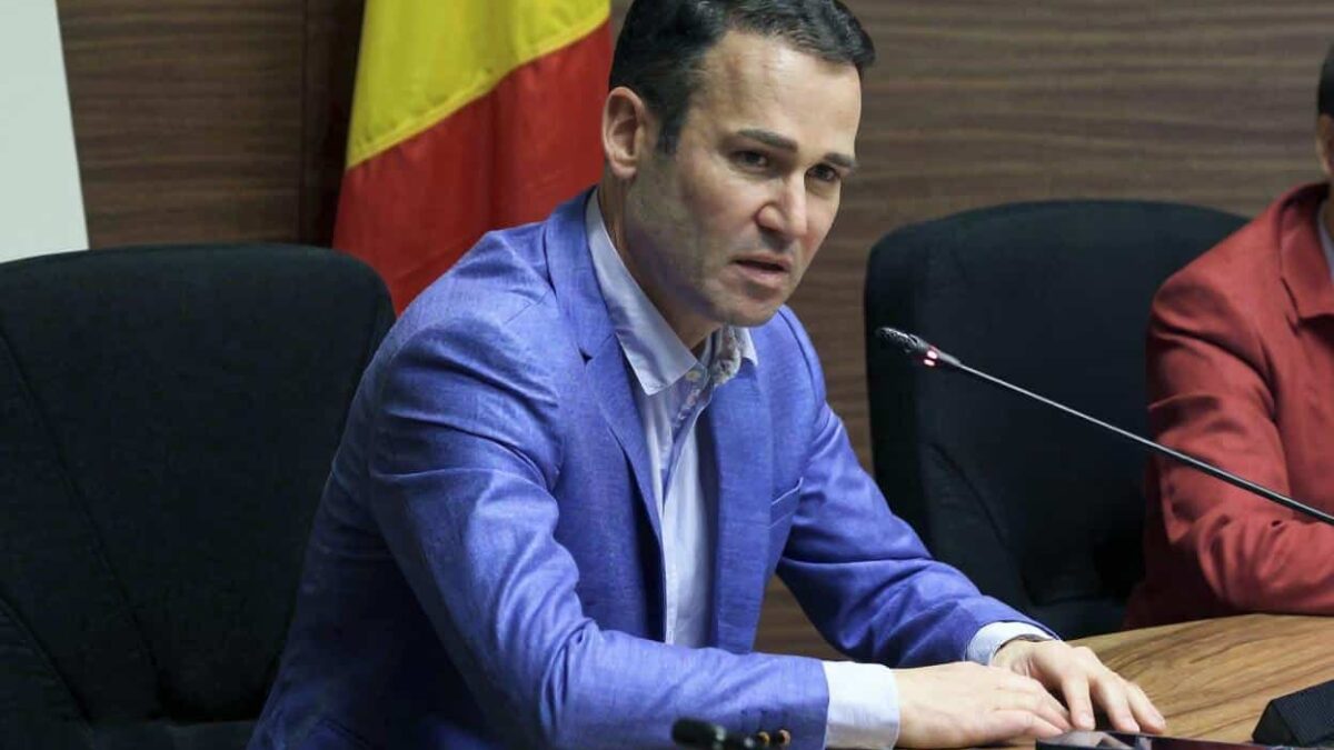 După 11 percheziții DNA, Negoiță recunoaște: Am făcut drumuri pe terenuri private dupa 11 perchezitii dna negoita recunoaste am facut drumuri pe terenuri private