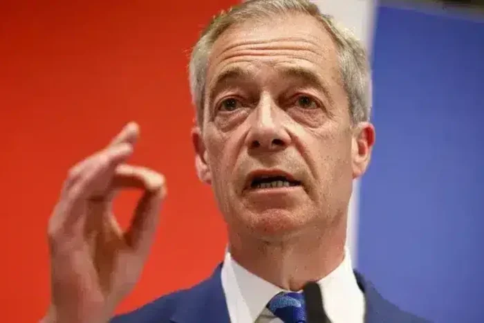 Farage vrea 41% din britanici la birou. Război total muncii remote în UK farage vrea 41 din britanici la birou razboi total muncii remote in uk
