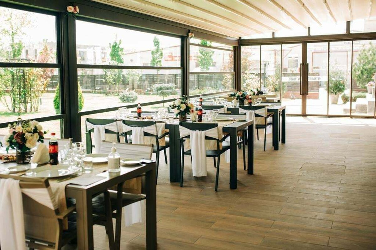 HoReCa, în pragul colapsului: Gaura de 6 miliarde € și lista de urgențe pentru Guvern