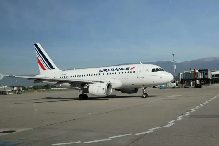 incident-mortal-intr-un-zbor-air-france-bebelus-decedat-in-drum-catre-paris-1771922598