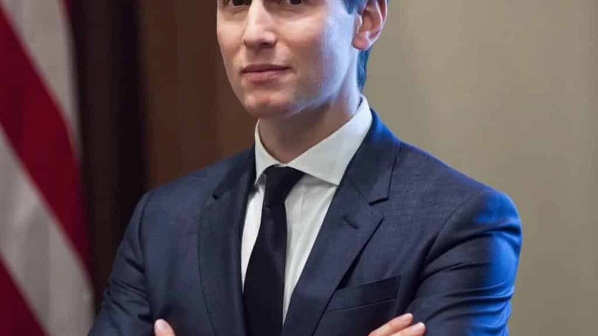 Scandalul de 99 de ani: Ministru sârb judecat pentru afacerea Kushner jared kushner