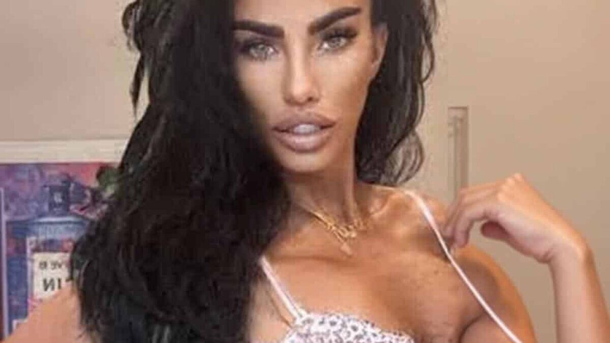 katie price posterior de 2 000 si un sot nou familia e disperata