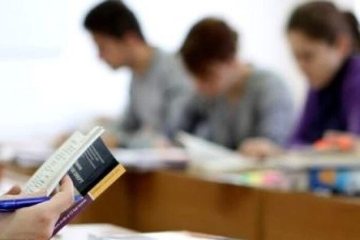 Ministerul Educației lansează 330 de programe școlare noi pentru liceeni ministerul educatiei lanseaza 330 de programe scolare noi pentru liceeni 1771928811