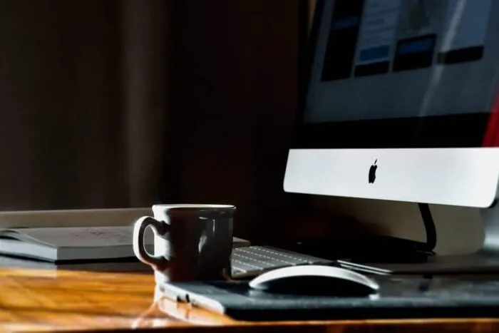 Top 10 mouse-uri ergonomice pentru birou în 2026 - Prețuri și caracteristici