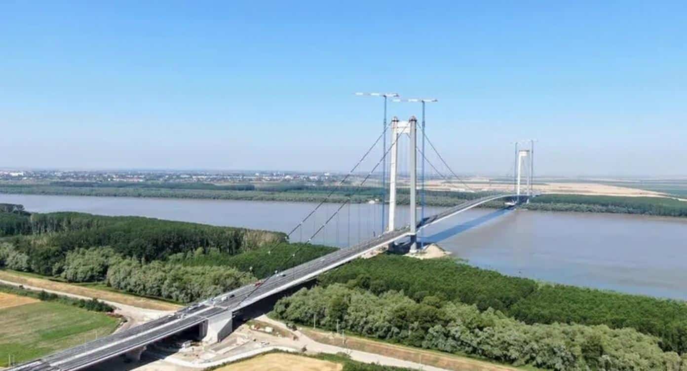 Podul de la Brăila, din nou în reparații: limită de 40 km/h pe viaduct