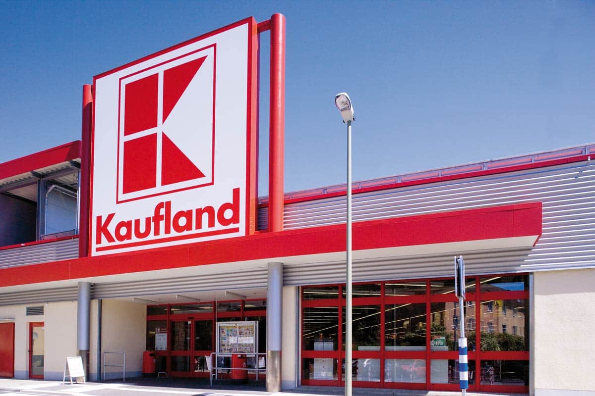 Gigantul Walmart raportează vânzări slabe. Ce înseamnă asta pentru prețurile