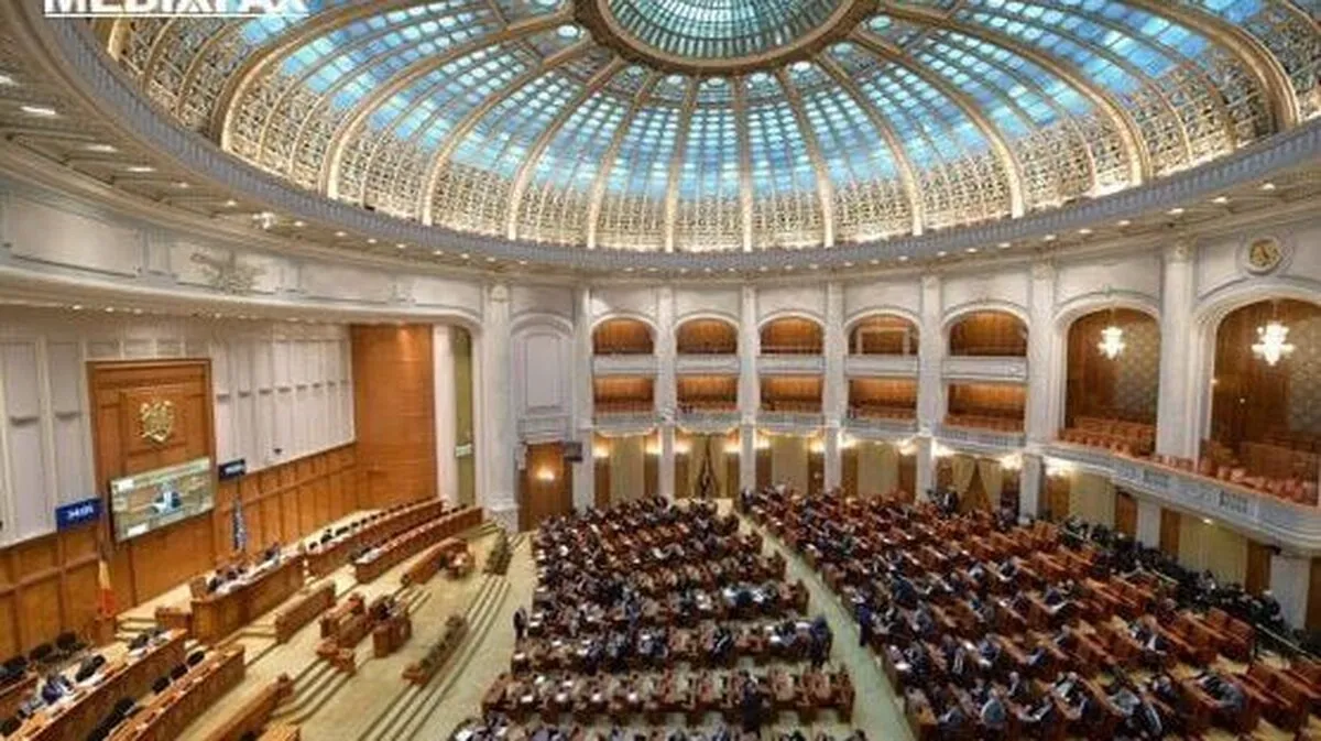 Guvernul desființează peste 6.400 de posturi din administrația centrală