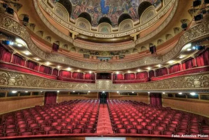 revolta-in-teatre-norma-de-1800-de-ore-criticata-de-uniter
