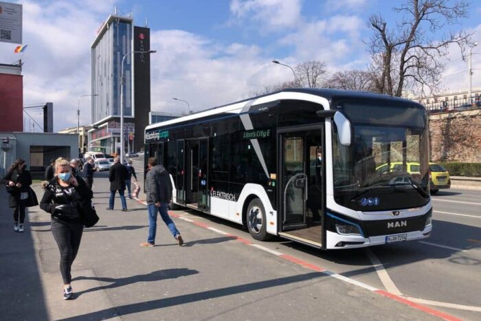 scandal sofia autobuze vechi de 18 ani luate cu 95 000e de 8 ori pretul real