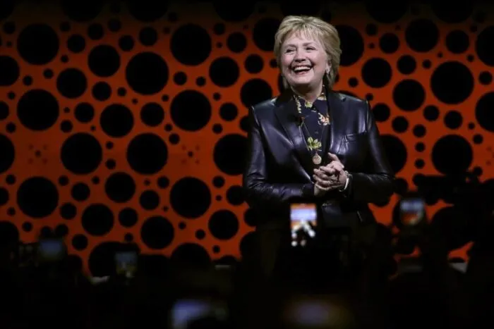 scandalul-epstein-clinton-cere-audiere-publica-9-democrati-o-abandoneaza