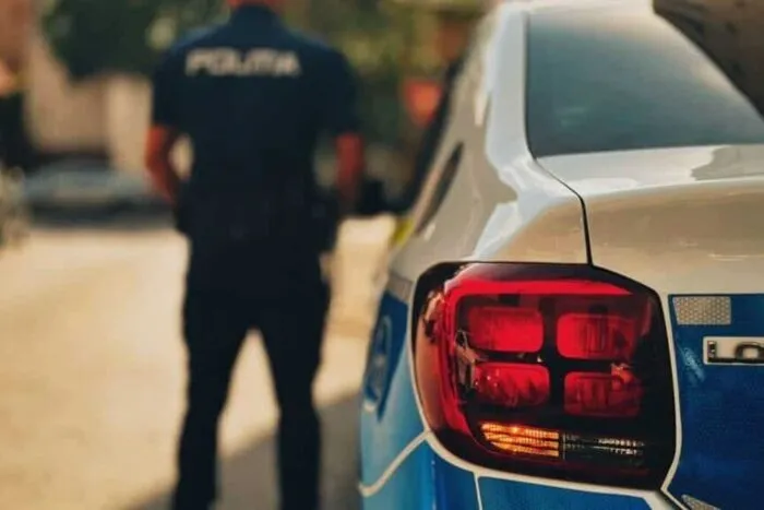 teapa-cu-vacante-de-40-000-e-o-femeie-din-bucuresti-a-fost-retinuta-1771338837