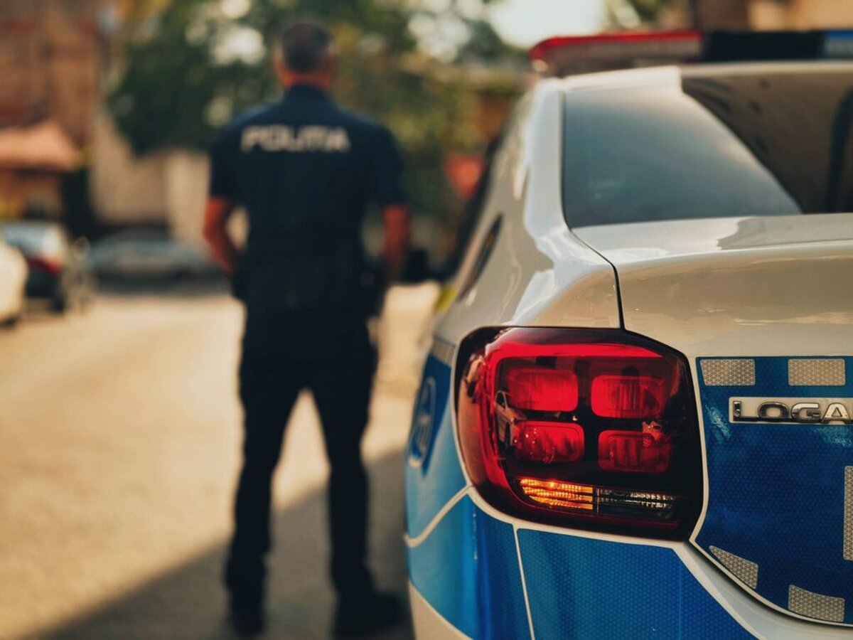 Un bec ars l-a dat de gol. Bărbat de 33 de ani, căutat pentru spălare de bani, prins în București