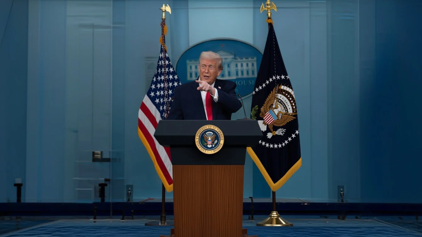 Donald Trump se prăbușește în sondaje la o aprobare de doar 35%