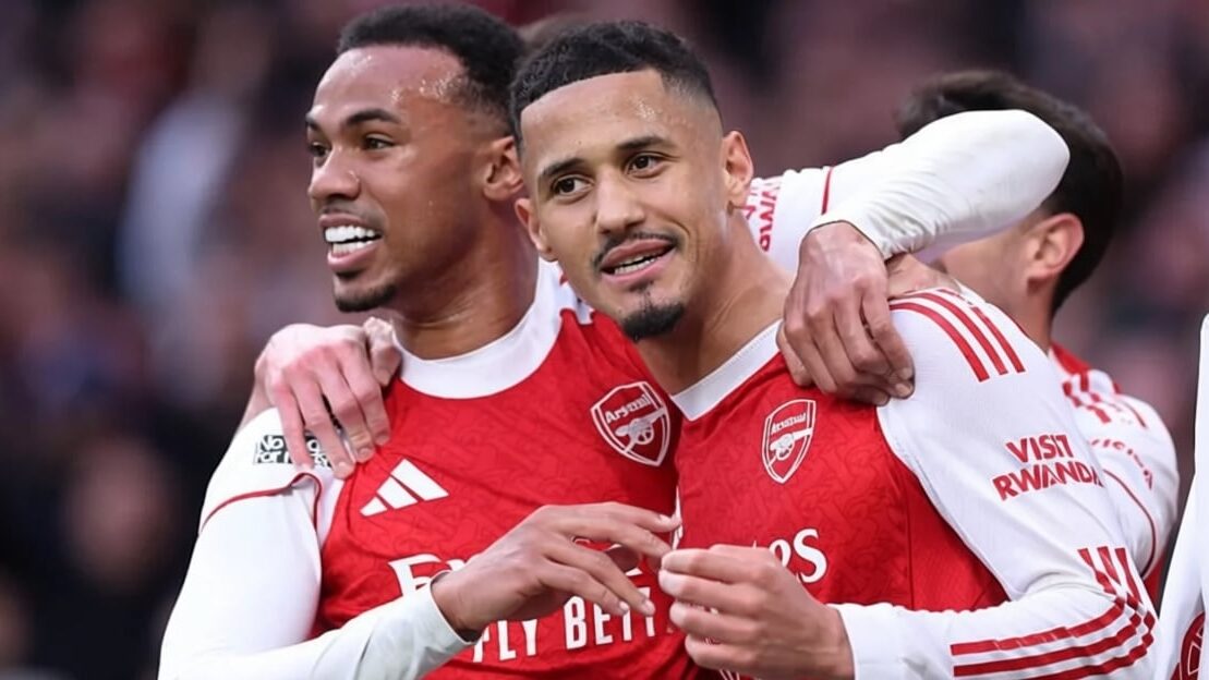 Cum comentează Emmanuel Petit meciul dintre Arsenal şi Chelsea