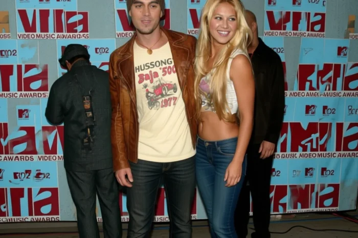 Enrique Iglesias și Anna Kournikova au publicat prima poză cu toți cei 4 copii Enrique Iglesias