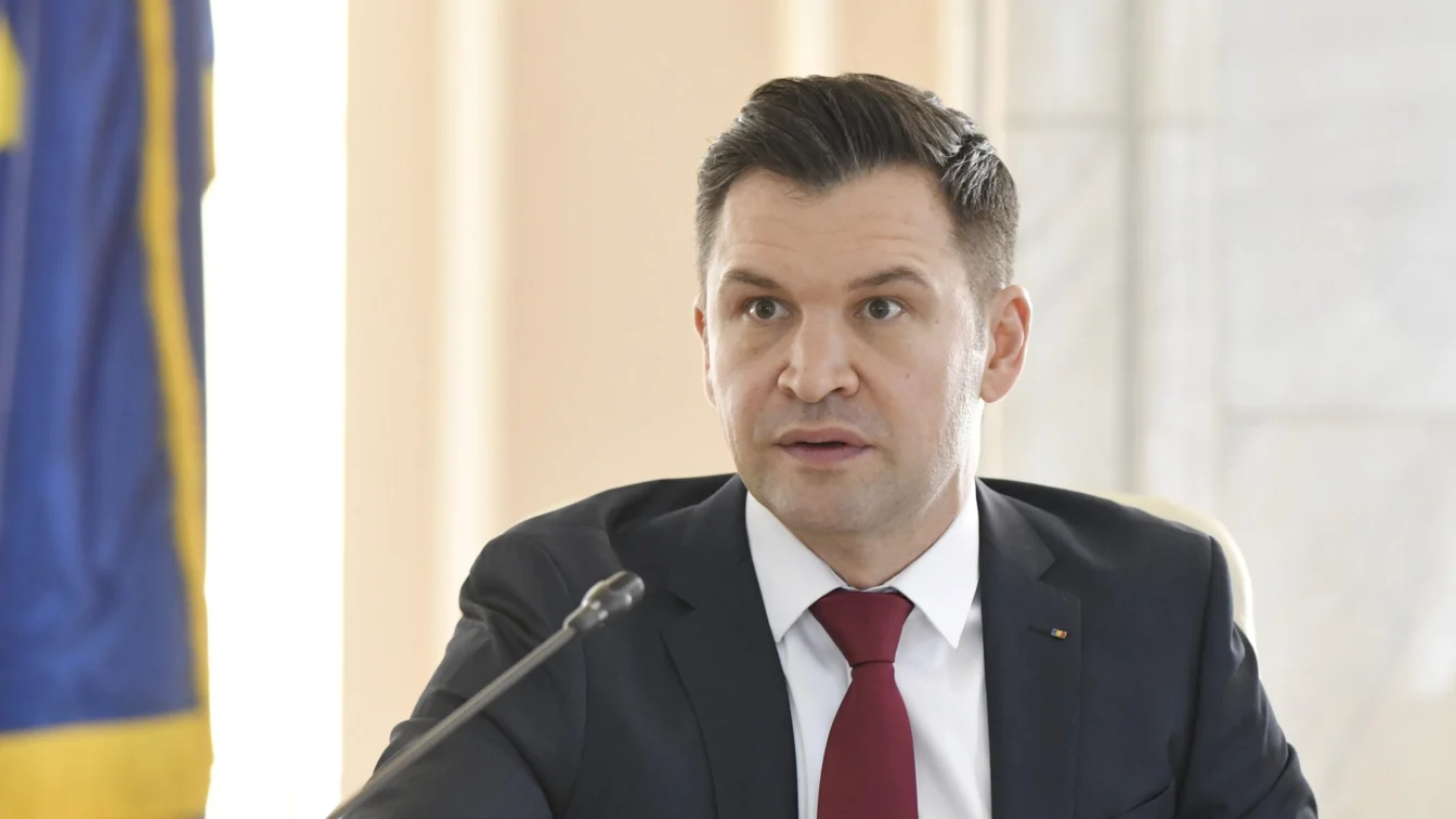 Ionuț Stroe avertizează despre un guvern minoritar nu e loc de experimente