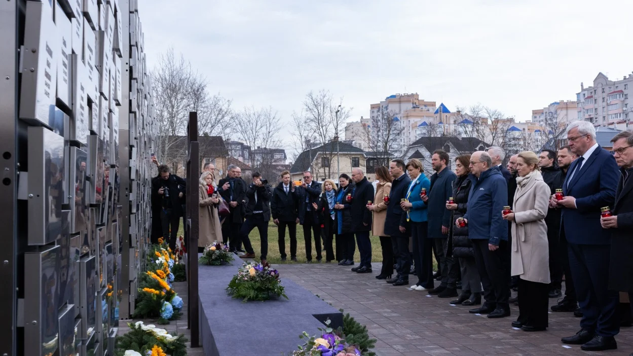 Oana Țoiu la Bucea la 4 ani de la masacrul cu 1400 de morți