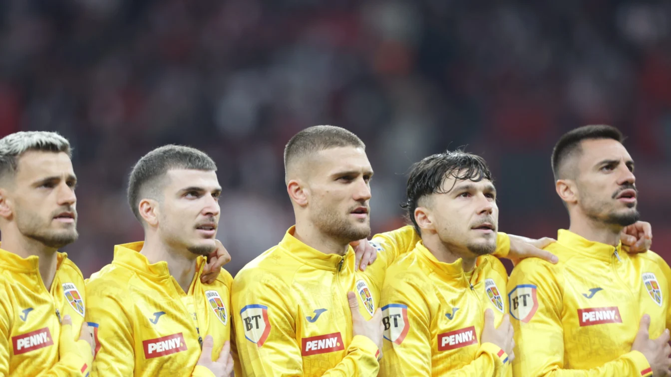 România joacă pentru Lucescu în amicalul cu Slovacia după ratarea Mondialului