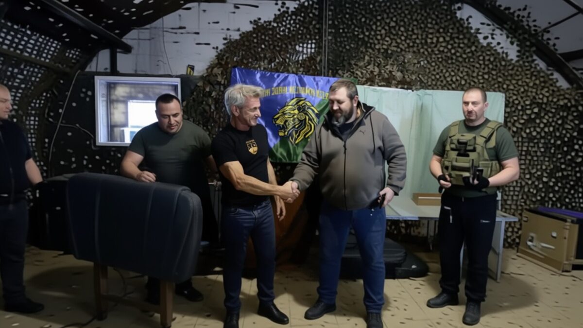 Sean Penn, direct pe frontul din Ucraina după ce a câștigat al treilea Oscar