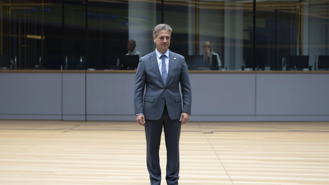 Scandalul Black Cube prăbușește opoziția din Slovenia cu 5% înainte de alegeri