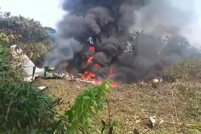 avion prăbușit Columbia