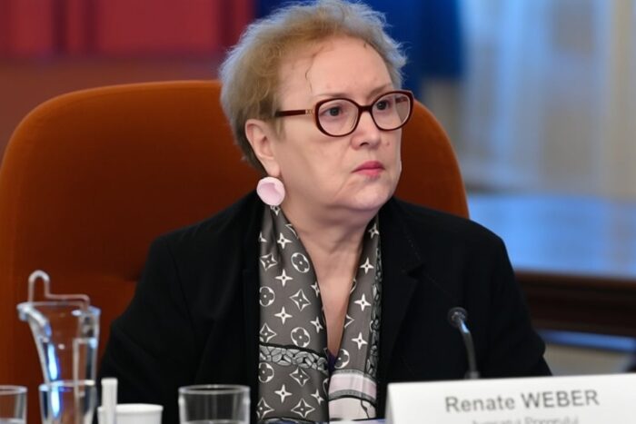 avocatul poporului contesta la curtea constitutionala ordonanta guvernului bolojan 1772803596