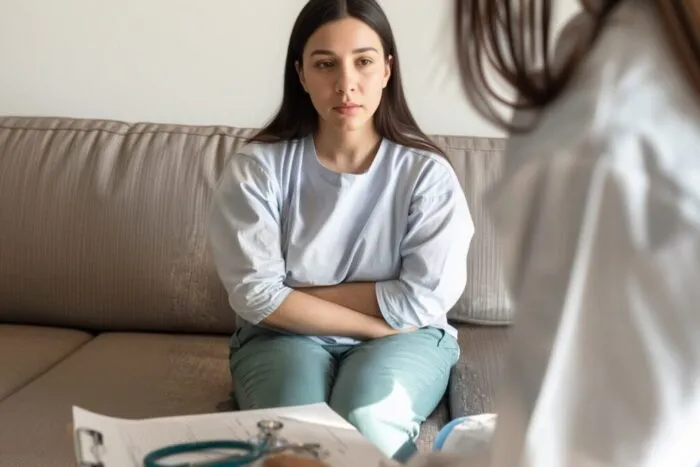 Semnele cancerului intestinal: Medicii atrag atenția asupra a 5 simptome
