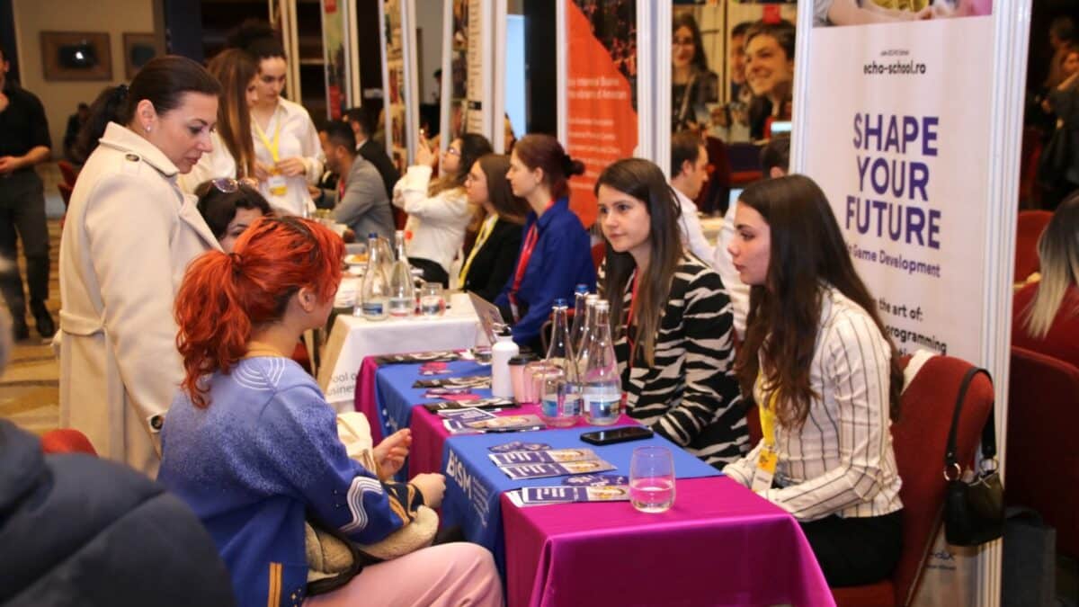 Care sunt schimbări şi tendinţele pe piața educației internaționale?