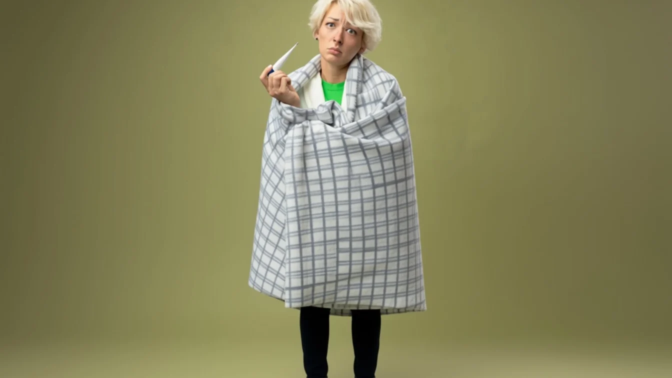 Febra de 38°C explicată De ce ai frisoane și când devine periculoasă