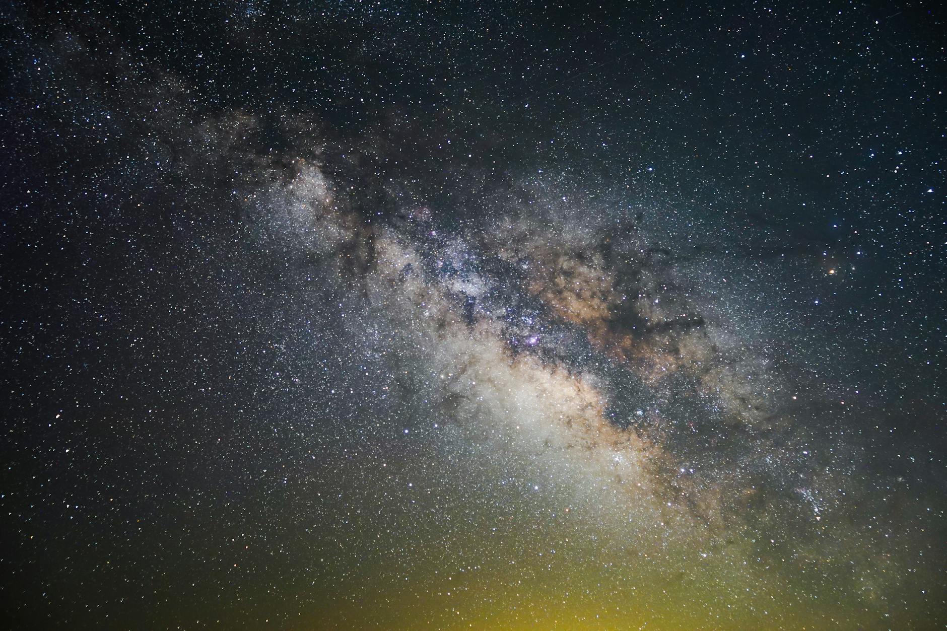 Horoscop miercuri, 4 martie 2026 – previziuni pentru toate zodiile