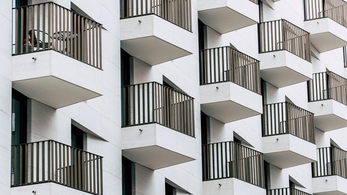 Impozitul pe apartament crește cu 80% din 2026 pentru români impozite apartamente 2026 1772625422