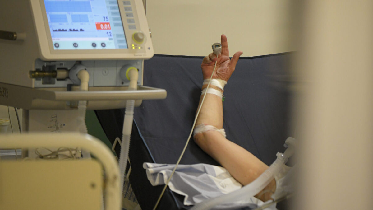 Un spital dă în judecată o pacientă care ocupă un salon de 5 luni după externare