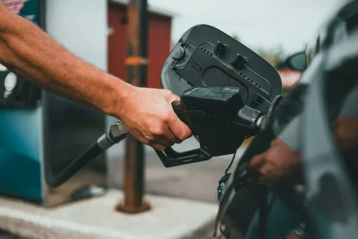 COTAR cere reducerea taxelor Motorina ar putea costa doar 4,6 lei reducere accize carburanti