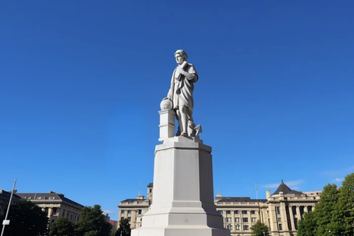 statuie Cristofor Columb