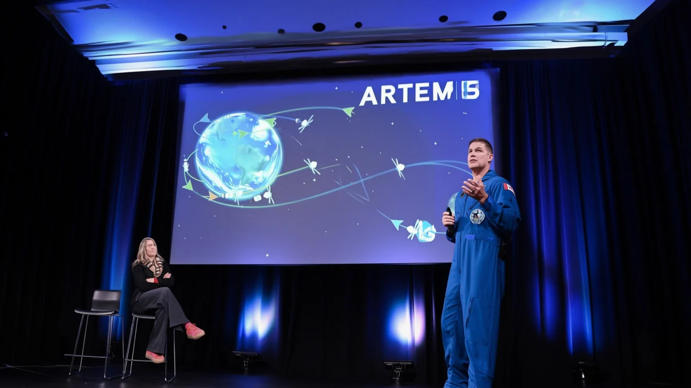 Comandantul Artemis II explică de ce un iPhone e mai puternic decât misiunile Apollo