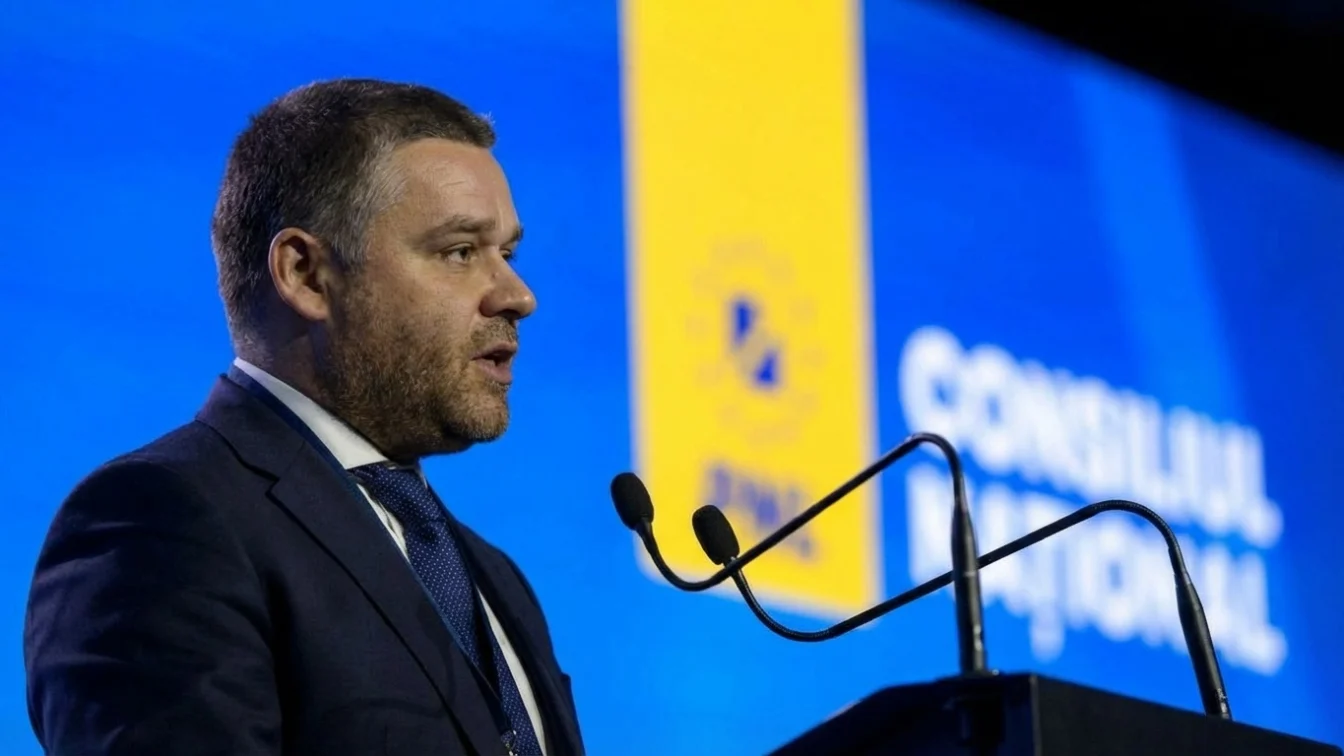 Scandal total în politică. Un lider PNL aruncă în aer scena cu acuzații de sistem ticăloșit