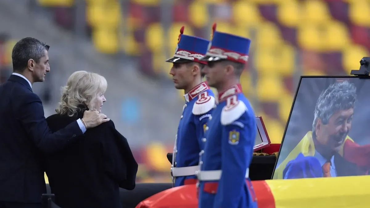 Răzvan Lucescu a interzis jucătorilor de la PAOK să vină la funeraliile tatălui său