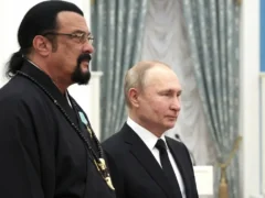 Steven Seagal arme