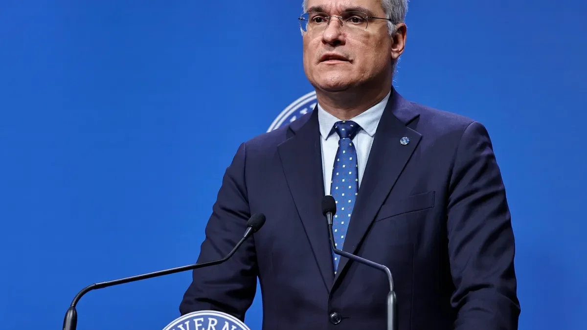 Veste importantă pentru bugetari. Nimeni nu pierde bani prin noua lege a salarizării