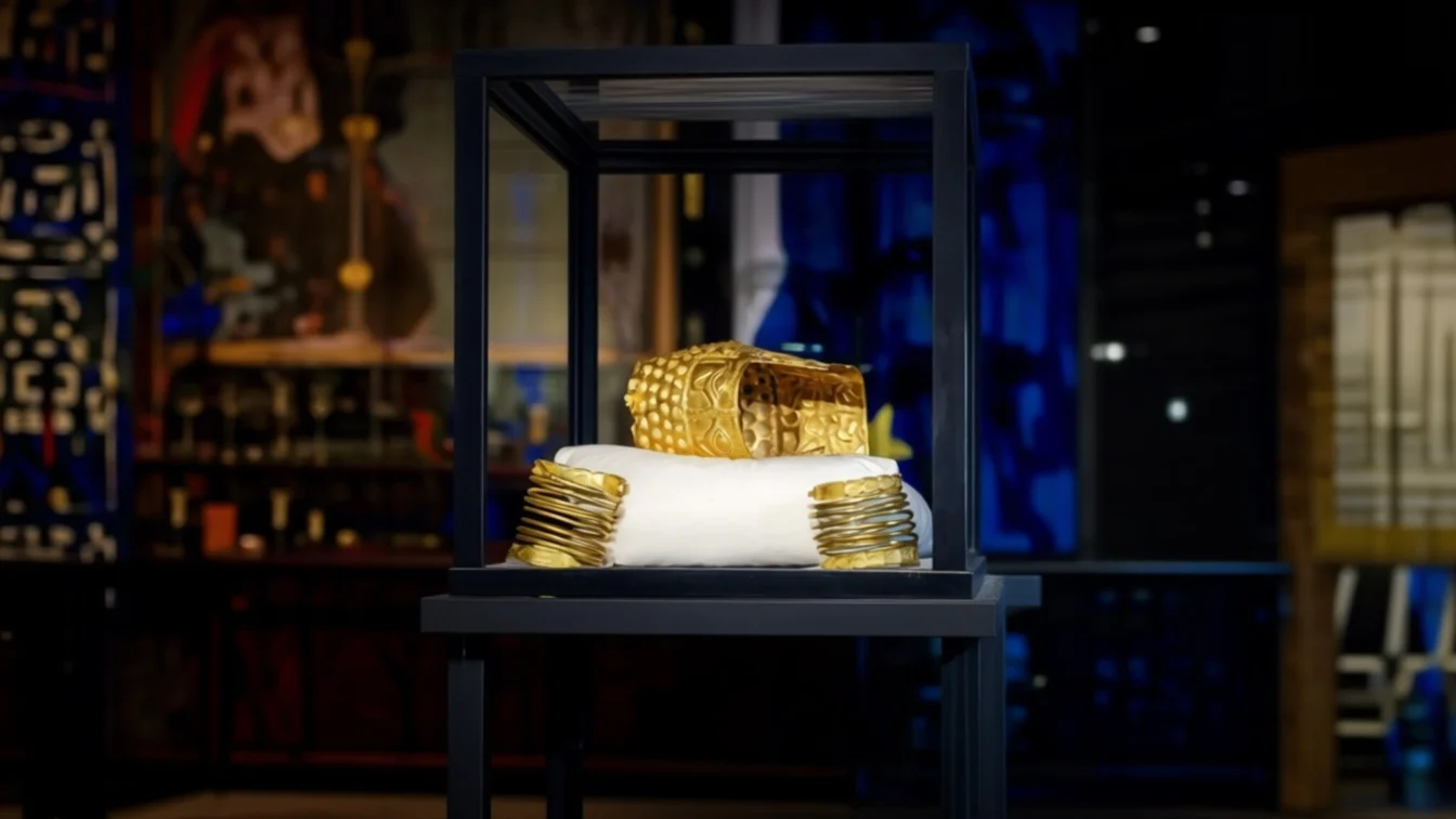 A treia brățară dacică furată ar putea fi monedă de schimb pentru cei 3 hoți