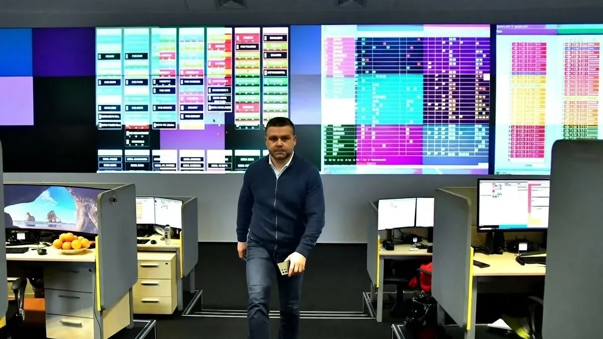 comasare instituții