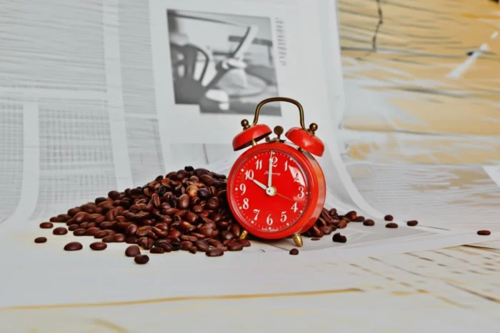 Un studiu dezvaluie ca o cafea de seara poate creste comportamentul riscant consum cafea