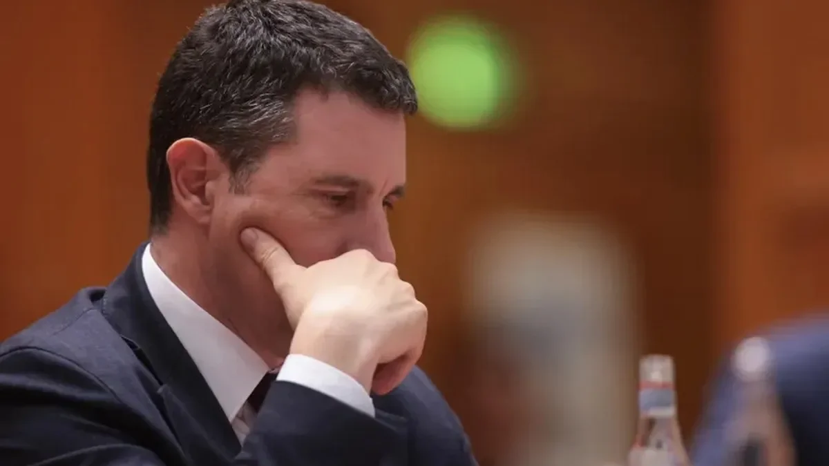 Cutremur total pe scena politică. Un vicepremier anunță căderea Guvernului săptămâna viitoare