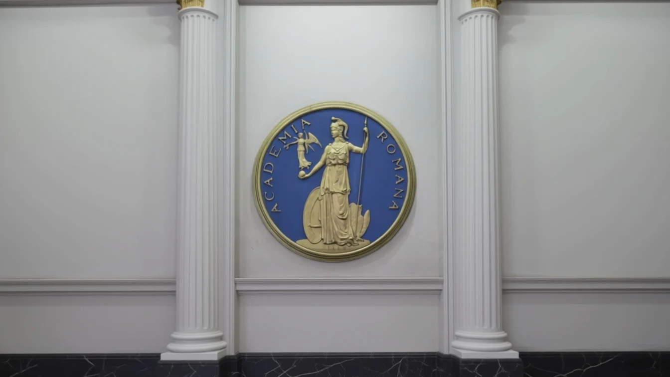 Mircea Dumitru și Marius Andruh candidează la șefia Academiei Române